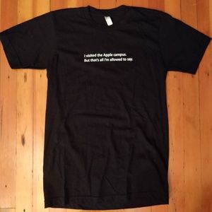 💸"I Visited Apple Campus" Men's T-Shirt💸